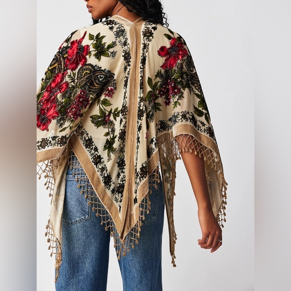 NWT Last Call Velvet Butterfly Kimono
